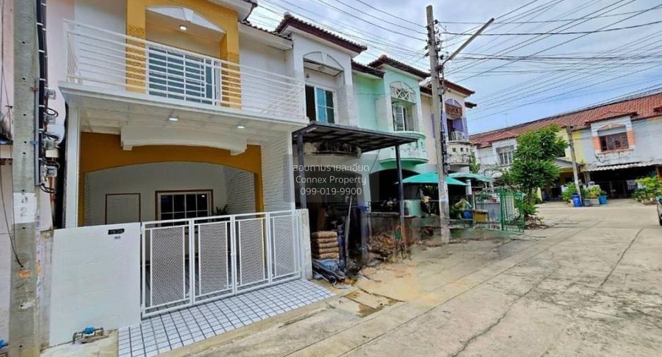 出售 3 卧室 联排别墅 在 Sai Noi, Nonthaburi
