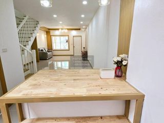 出售 3 卧室 联排别墅 在 Sai Noi, Nonthaburi