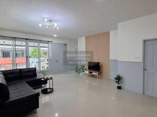 À vendre 3 chambres maison à Bang Khun Thian, Bangkok
