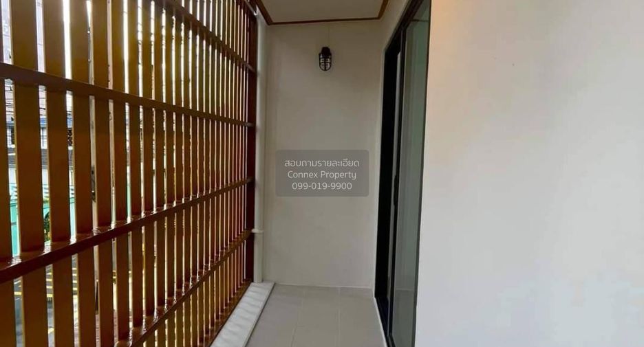 Casa adosada en venta de 2 habitaciones en Khan Na Yao, Bangkok