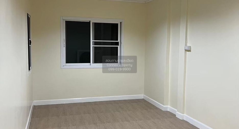 Casa adosada en venta de 3 habitaciones en Mueang Nonthaburi, Nonthaburi
