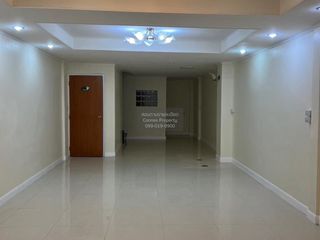 Casa adosada en venta de 3 habitaciones en Mueang Nonthaburi, Nonthaburi