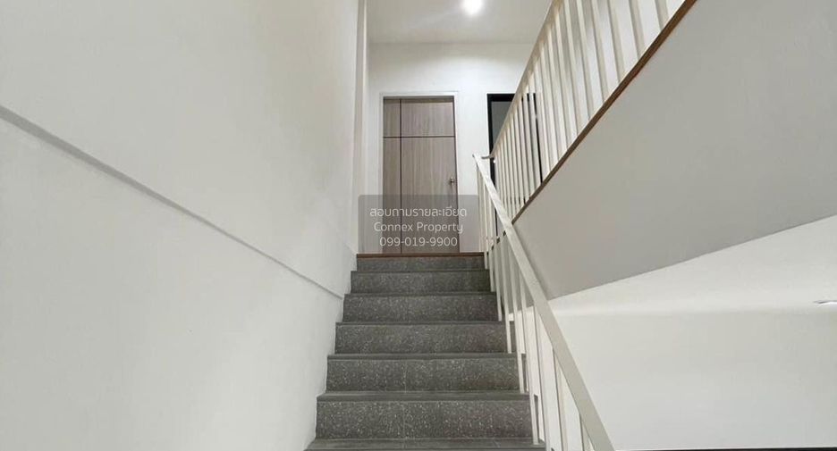 出售 3 卧室 商业空间 在 Krathum Baen, Samut Sakhon