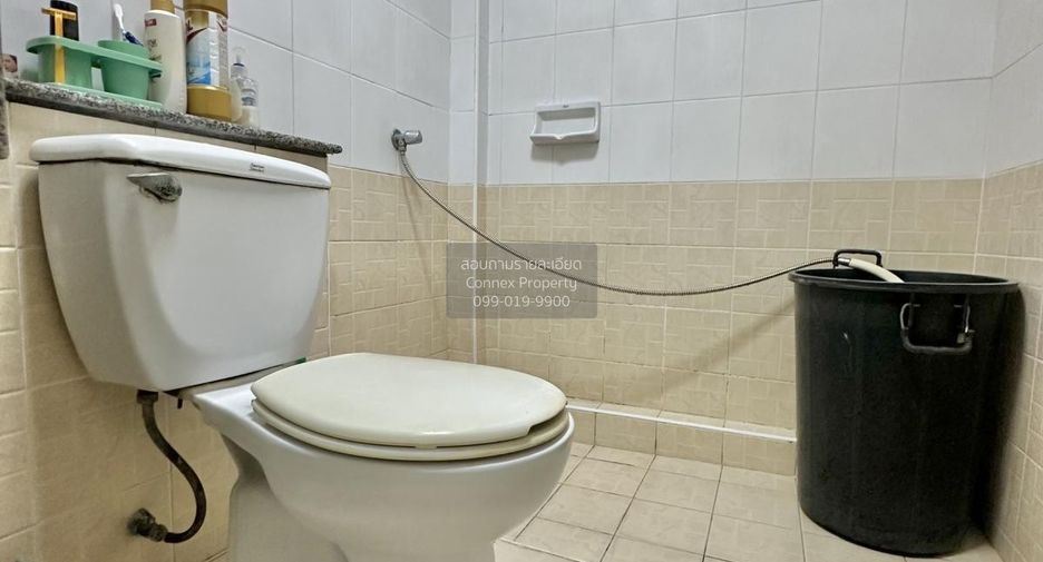 For sale 2 ベッドルーム house in Khlong Toei, Bangkok