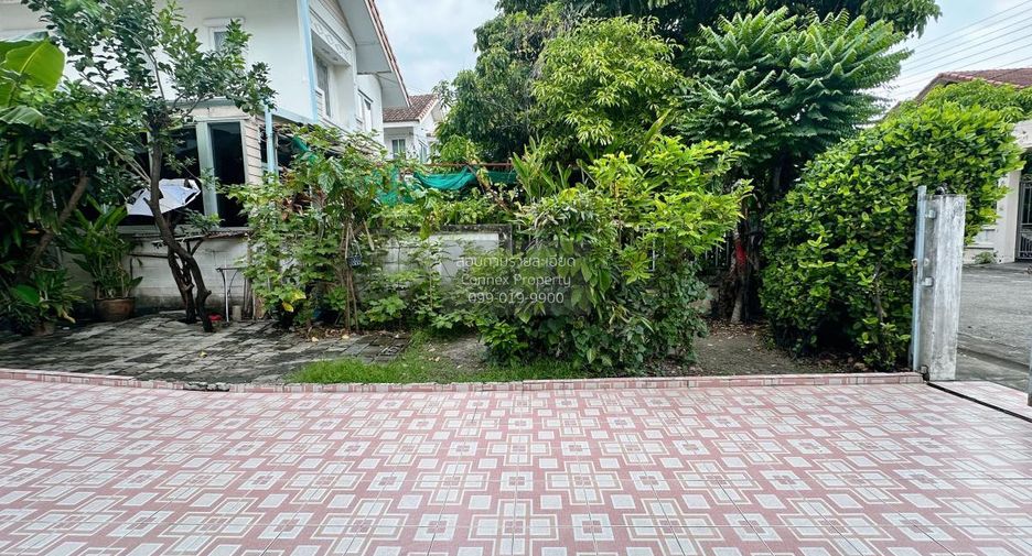 For sale 2 ベッドルーム house in Khlong Toei, Bangkok