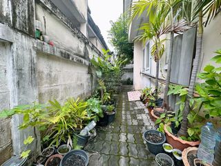 For sale 2 ベッドルーム house in Khlong Toei, Bangkok