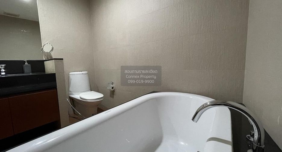 For sale 2 bedrooms condo in Pathum Wan, Bangkok