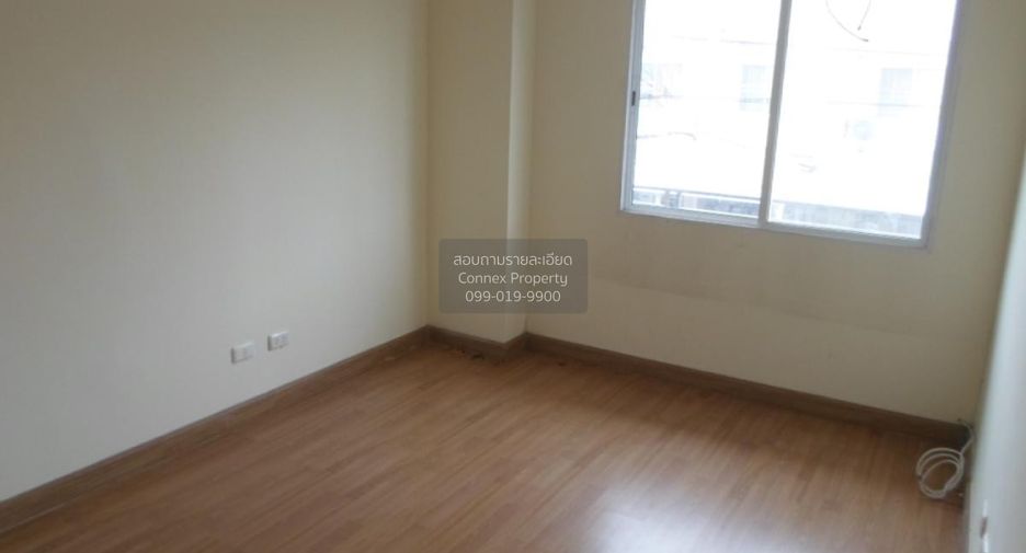 Reihenhaus zum Kauf mit 3 Zimmer in Nong Khaem, Bangkok