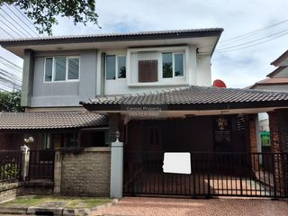 À vendre 3 chambres maison à Bang Khun Thian, Bangkok