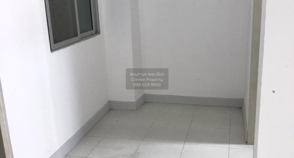 For sale 2 bedrooms townhouse in Bang Phli, Samut Prakan