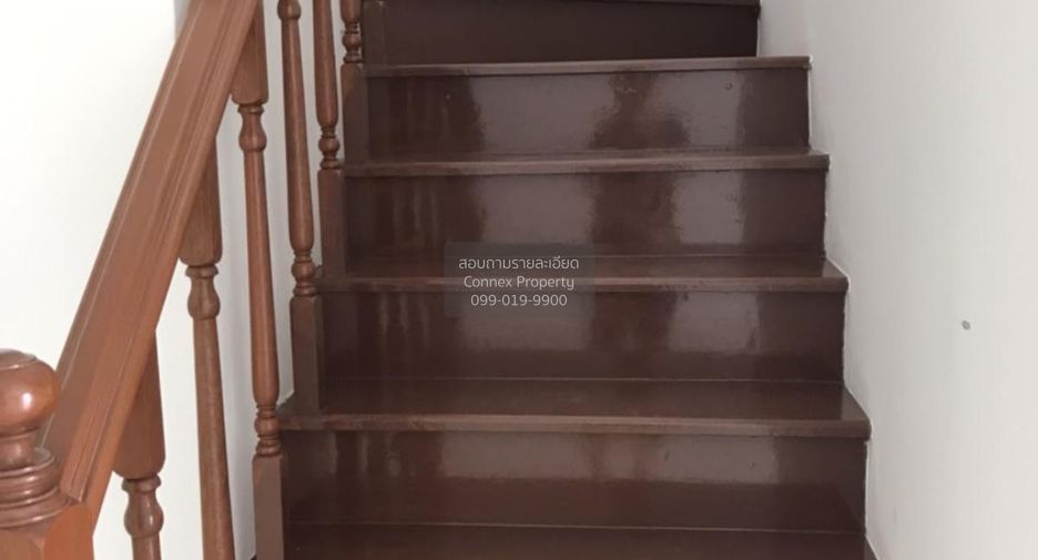 For sale 2 bedrooms townhouse in Bang Phli, Samut Prakan