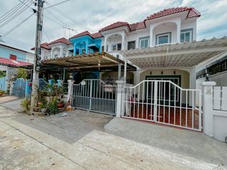 出售 2 卧室 联排别墅 在 Sai Noi, Nonthaburi