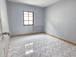 Reihenhaus zum Kauf mit 3 Zimmer in Khlong Sam Wa, Bangkok