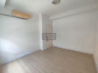 Casa adosada en venta de 3 habitaciones en Bang Khun Thian, Bangkok