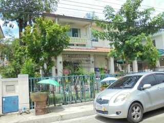 À vendre 3 chambres maison à Bang Bua Thong, Nonthaburi