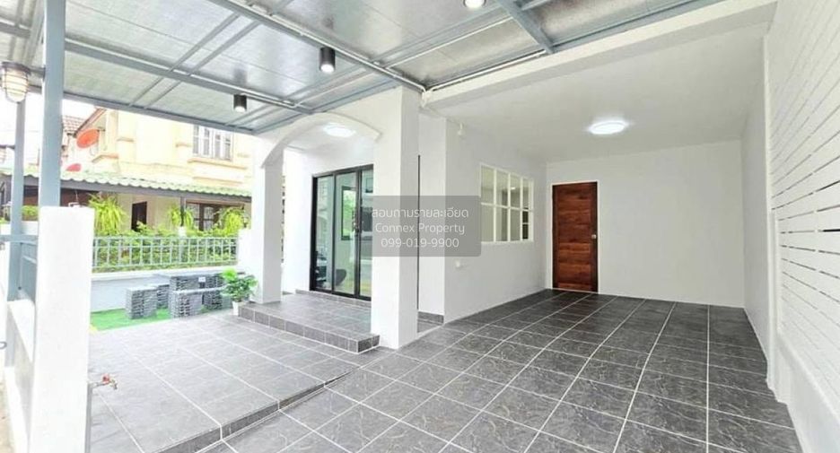 À vendre 3 chambres maison de ville à Bang Bua Thong, Nonthaburi