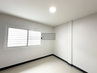 出售 3 卧室 联排别墅 在 Sai Noi, Nonthaburi