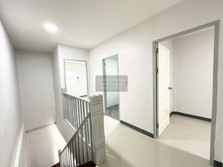 出售 3 卧室 联排别墅 在 Sai Noi, Nonthaburi