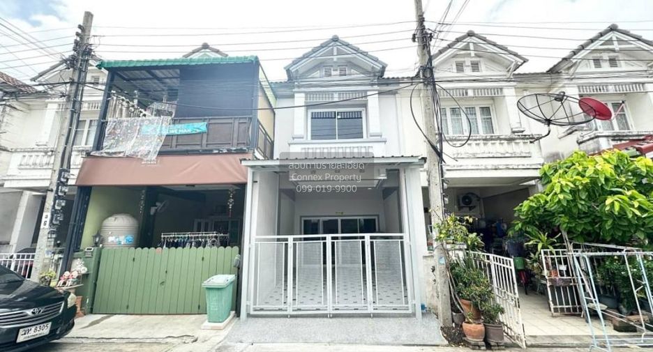 出售 3 卧室 联排别墅 在 Sai Noi, Nonthaburi
