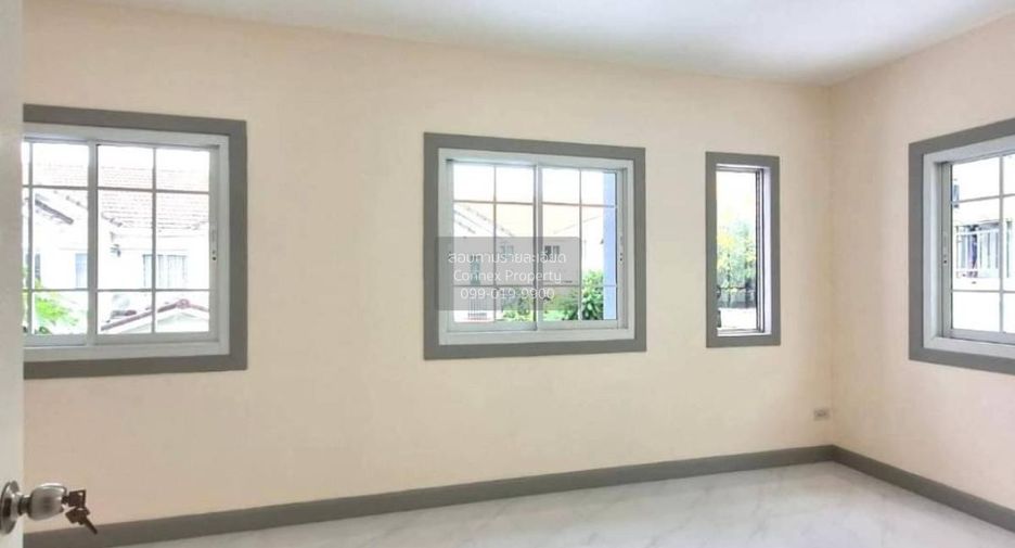 Reihenhaus zum Kauf mit 3 Zimmer in Bang Yai, Nonthaburi