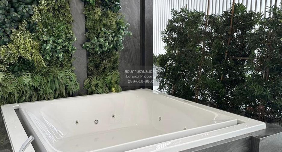 For sale 4 bedrooms house in Bueng Kum, Bangkok