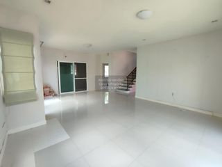 À vendre 3 chambres maison à Bang Khun Thian, Bangkok