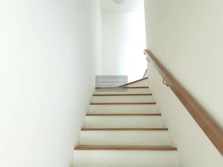 Casa adosada en venta de 3 habitaciones en Bang Khun Thian, Bangkok
