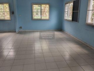 出售 3 卧室 独立屋 在 Nong Chok, 曼谷