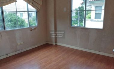 À vendre 3 chambres maison à Lat Krabang, Bangkok