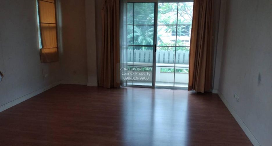 À vendre 3 chambres maison à Lat Krabang, Bangkok