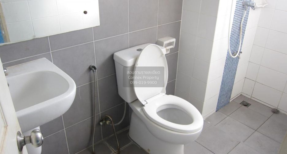 Gewerbefläche zum Kauf mit 3 Zimmer in Rat Burana, Bangkok