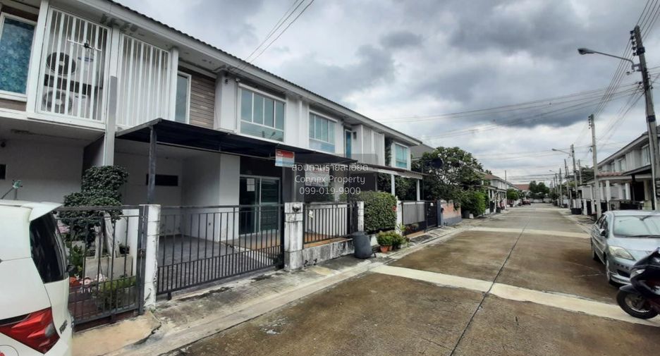 出售 3 卧室 联排别墅 在 Mueang Pathum Thani, Pathum Thani