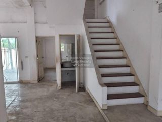 出售 3 卧室 联排别墅 在 Suan Luang, 曼谷