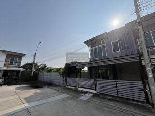 出售 3 卧室 联排别墅 在 Sai Mai, 曼谷