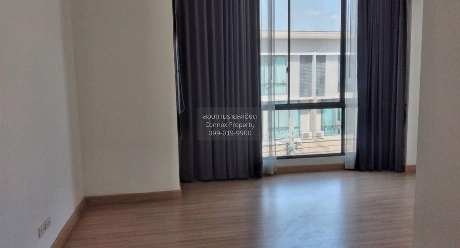 Casa adosada en venta de 3 habitaciones en Khan Na Yao, Bangkok