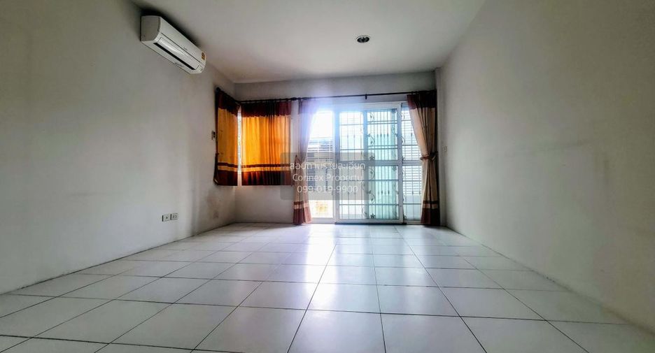For sale 2 bedrooms townhouse in Bang Phli, Samut Prakan