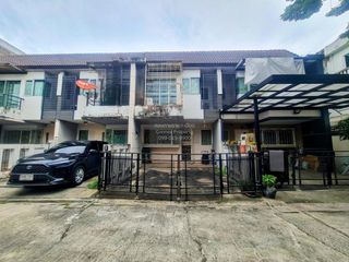 For sale 2 bedrooms townhouse in Bang Phli, Samut Prakan