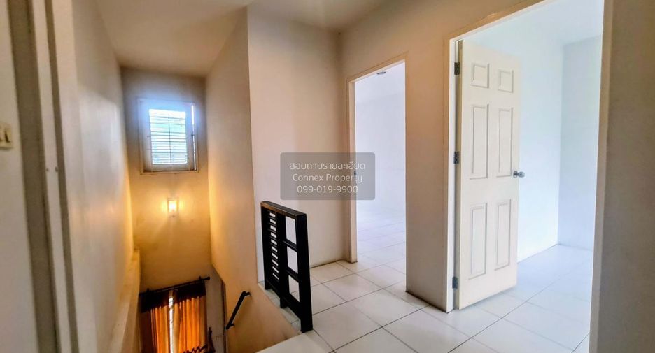 For sale 2 bedrooms townhouse in Bang Phli, Samut Prakan