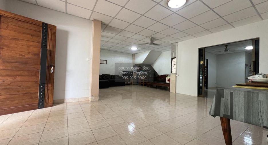 Продажа 5 спальни таунхаус в Mueang Phitsanulok, Пхитсанулок