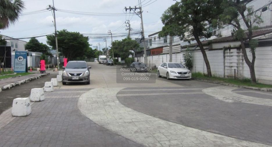 出售 3 卧室 联排别墅 在 Pak Kret, Nonthaburi