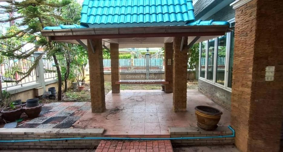 For sale 3 ベッドルーム house in Khlong Toei, Bangkok