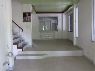 Casa adosada en venta de 3 habitaciones en Min Buri, Bangkok