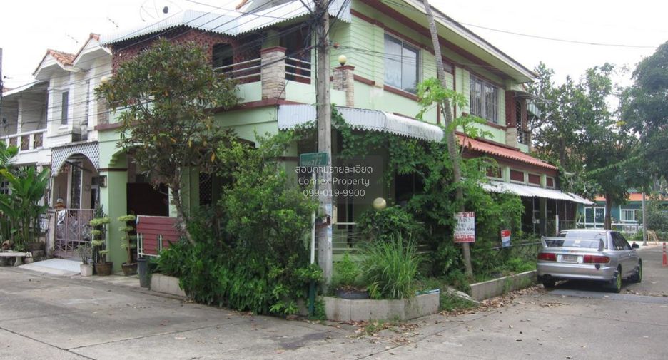 For sale 3 bedrooms townhouse in Min Buri, Bangkok