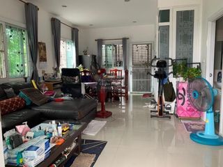 Reihenhaus zum Kauf mit 4 Zimmer in Bang Yai, Nonthaburi