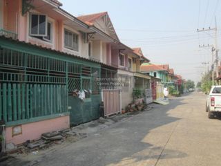 出售 3 卧室 联排别墅 在 Khlong Luang, Pathum Thani