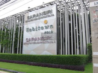 出售 3 卧室 联排别墅 在 Khlong Luang, Pathum Thani