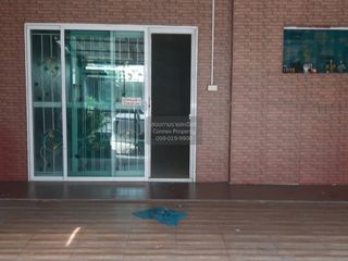 Reihenhaus zum Kauf mit 3 Zimmer in Bang Yai, Nonthaburi
