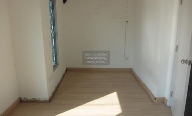 For sale 3 ベッドルーム townhouse in Khlong Luang, Pathum Thani