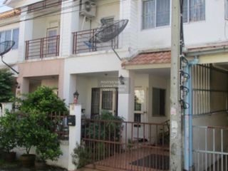 Casa adosada en venta de 3 habitaciones en Mueang Samut Prakan, Samut Prakan