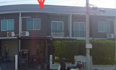For sale 3 ベッドルーム townhouse in Khlong Sam Wa, Bangkok